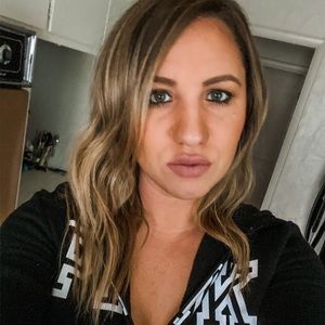 Meet your Posher, Special